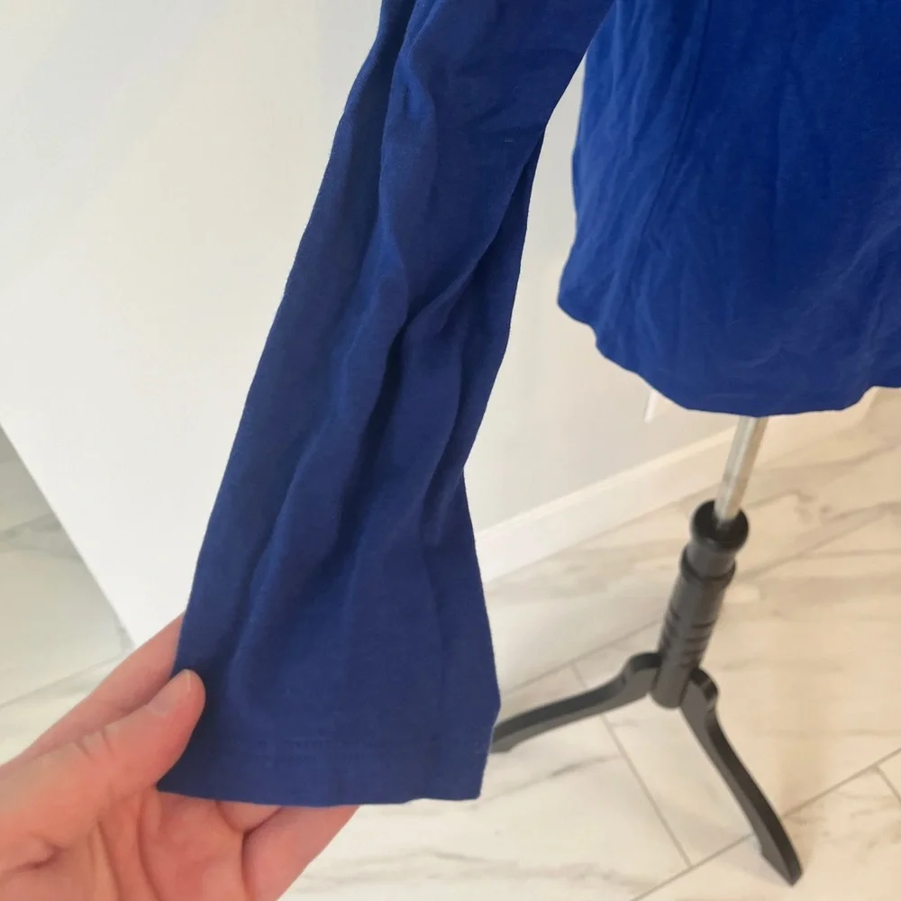 Women’s size medium blue Michael Kors cutout shoulder top